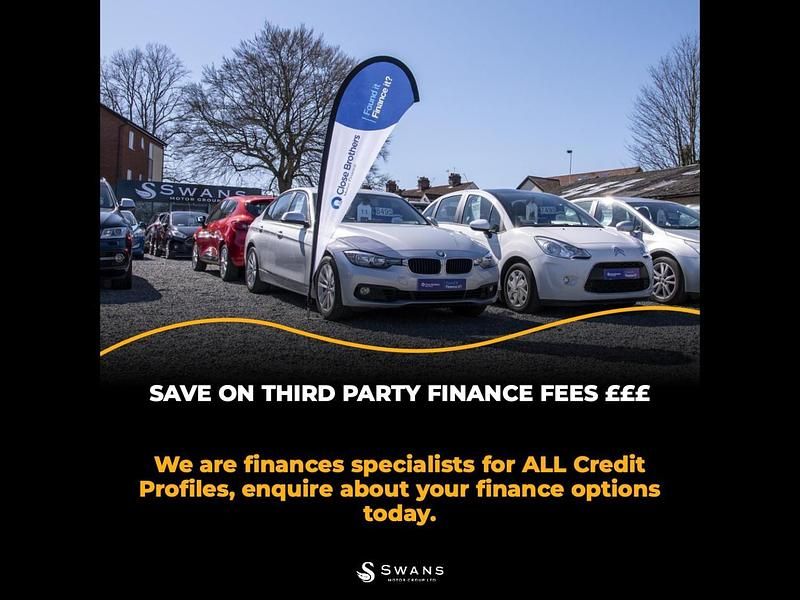 Used Ford Fiesta Zetec 2014 White Hatchback