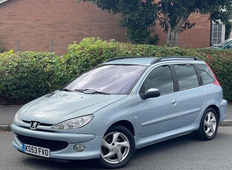 Used Peugeot 206 2004 Silver Estate