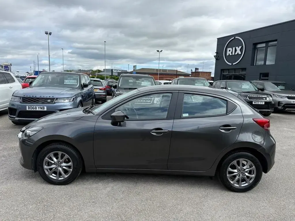 Used Mazda 2 90 HP (66 kW) 2021 Grey Hatchback