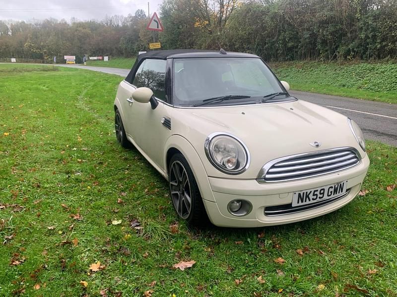 Used Mini Cooper Cabriolet 2009 White Cabriolet