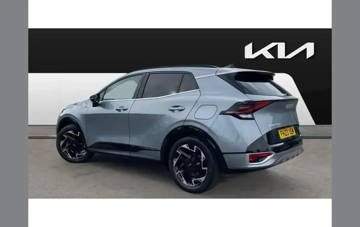 Used Kia Sportage GT-Line 150 HP (110 kW) 2023 Silver SUV