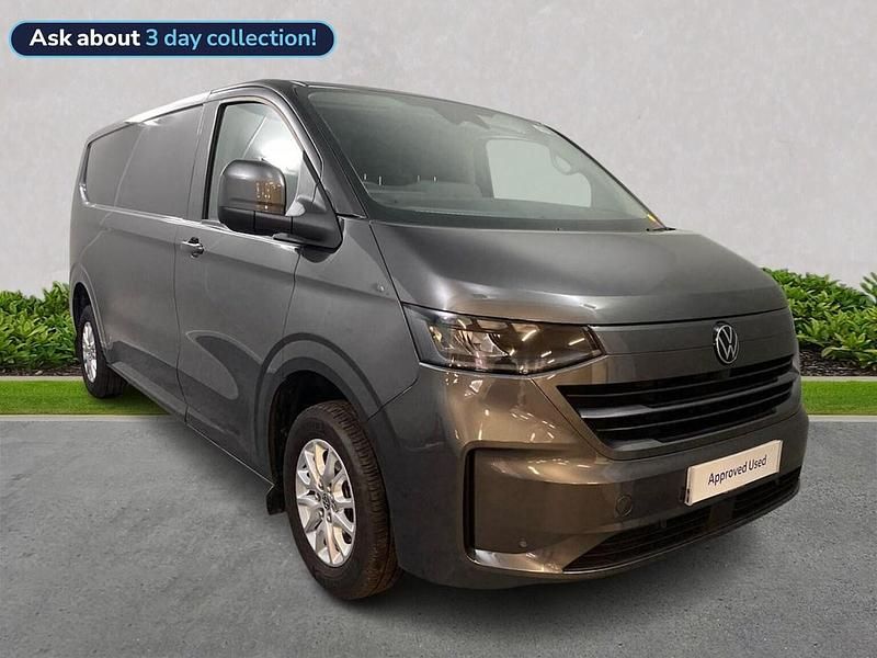 Begagnad VW Transporter Pro 2025 Grå Van