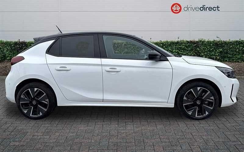 Used Vauxhall Corsa-e 100 kW (136 HP) 2023 White Hatchback