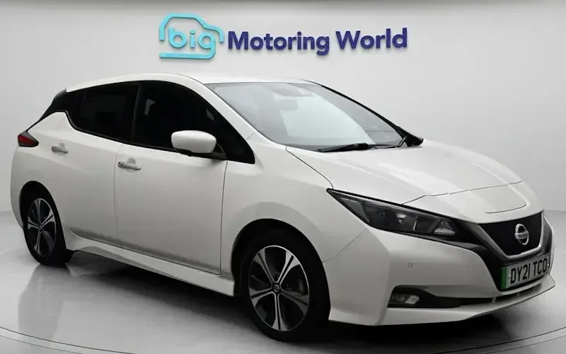 Used Nissan Leaf N-Connecta 110 kW (150 HP) 2021 Hatchback