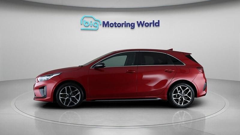 Used Kia Ceed GT-Line 138 HP (101 kW) 2021 Red Hatchback