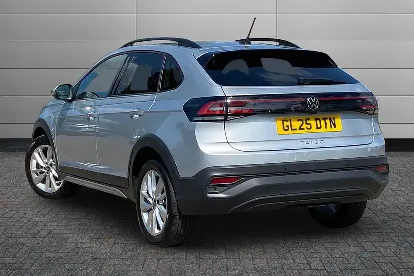 Used VW Taigo Match 95 HP (69 kW) 2025 Silver SUV