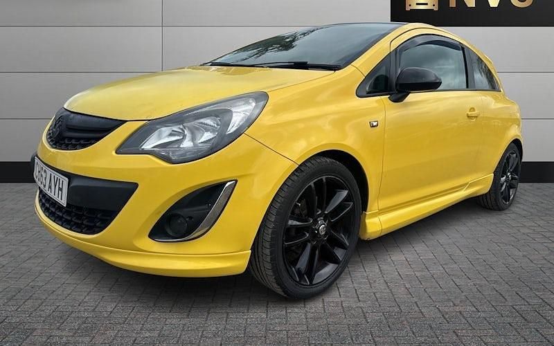 Second-hand Vauxhall Corsa Edition 86 CP (63 kW) 2013 Alb Hatchback