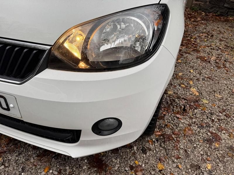 Used Skoda Citigo 2015 White Hatchback