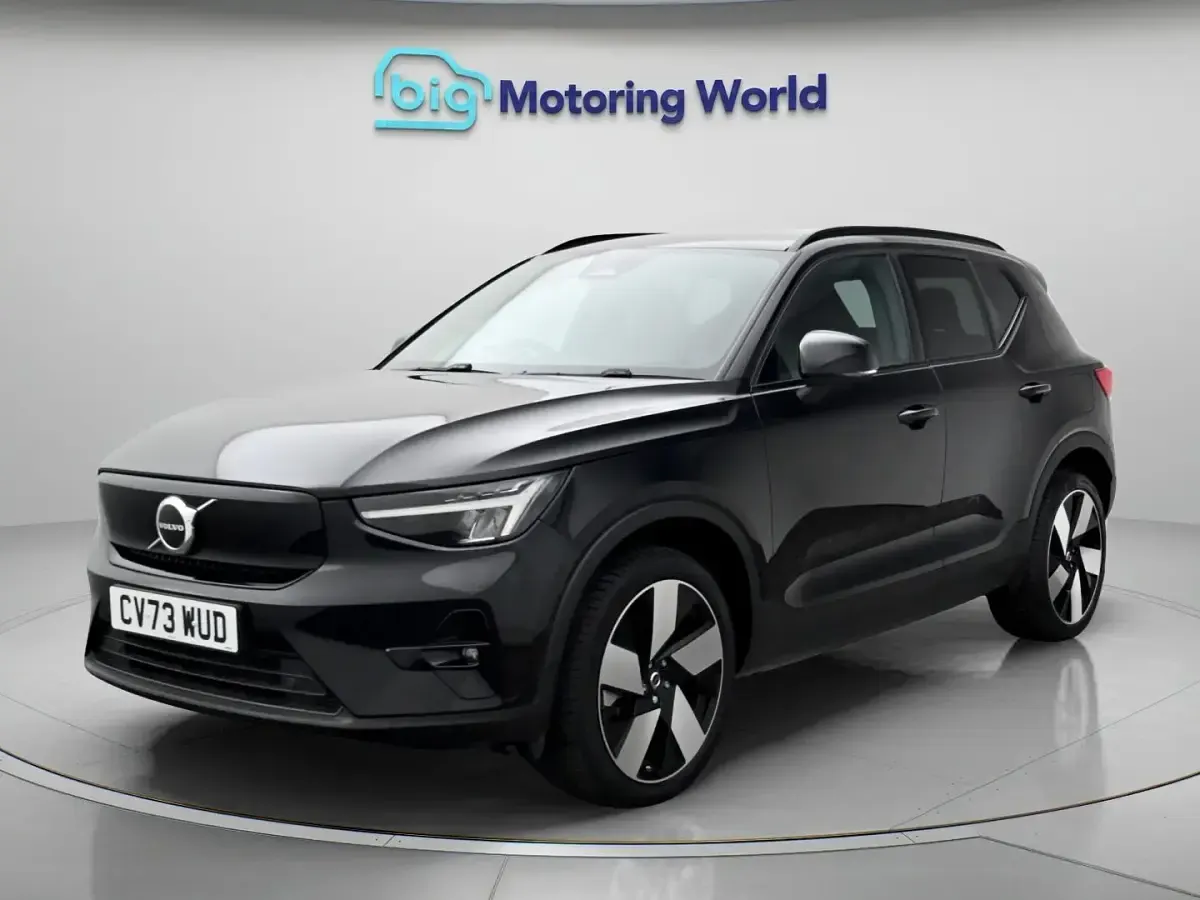 Used Volvo XC40 Plus 300 kW (408 HP) 2023 Black SUV