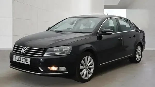 Used VW Passat Highline 2013 Black Sedan