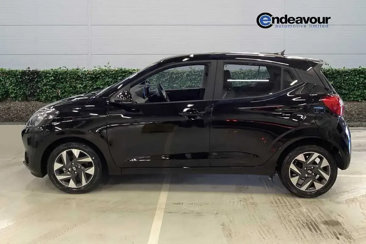Used Hyundai i10 Advanced 2026 Black Hatchback