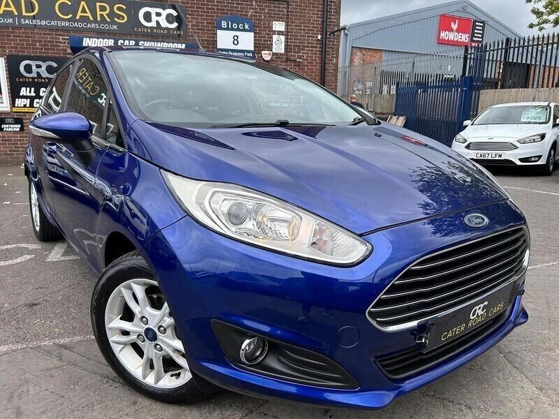 Blue Used 2015 Ford Fiesta Zetec Hatchback | £3,895 (Fair price) - Image 1/4