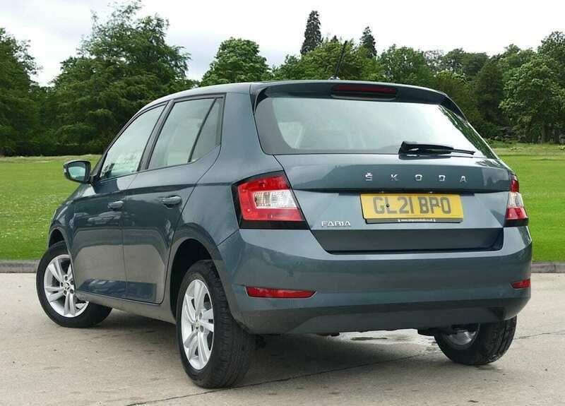 Używany Skoda Fabia SE 60 KM (44 kW) 2021 Szary Hatchback