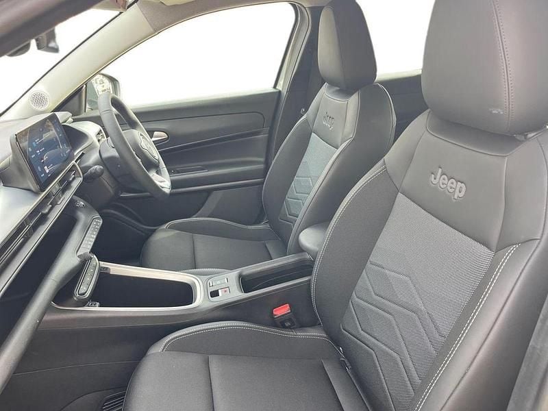 Used Jeep Avenger EV Summit 113 kW (154 HP) 2025 Grey SUV