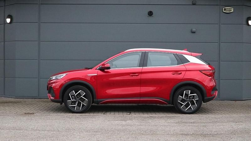 New BYD Atto 3 Comfort 150 kW (204 HP) 2025 Red SUV