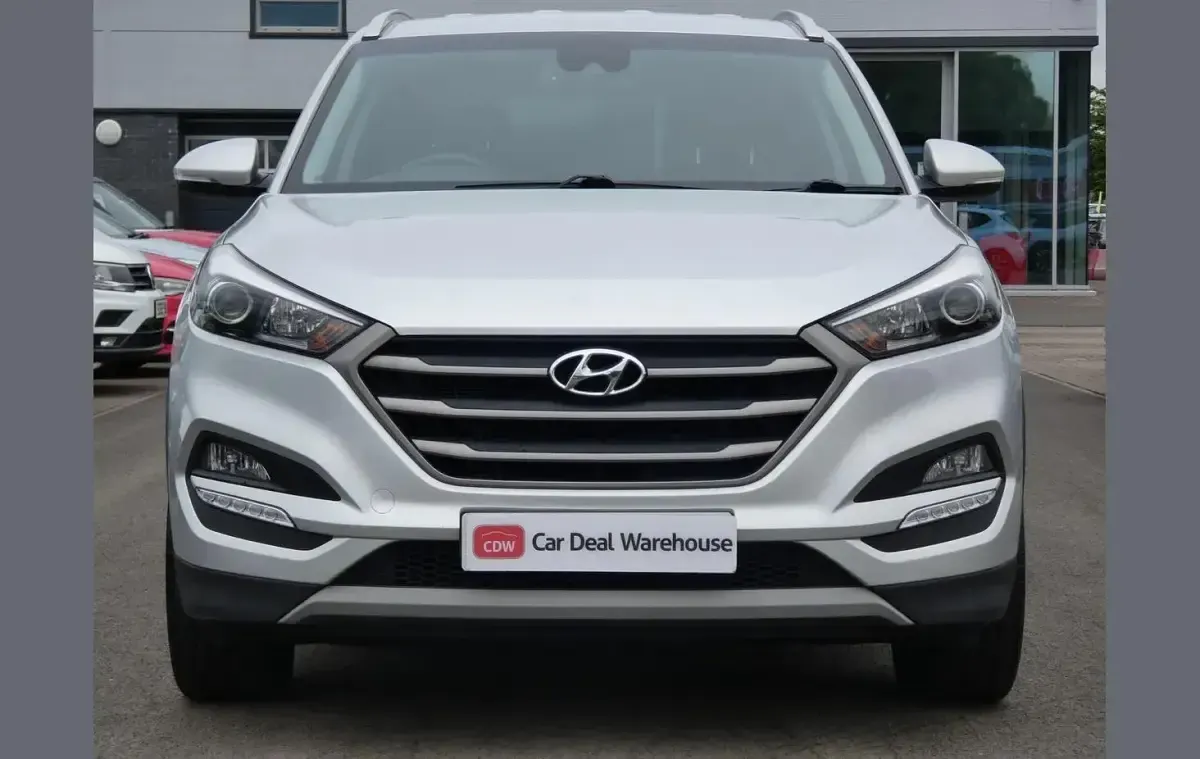 Used Hyundai Tucson SE 177 HP (130 kW) 2018 Silver SUV