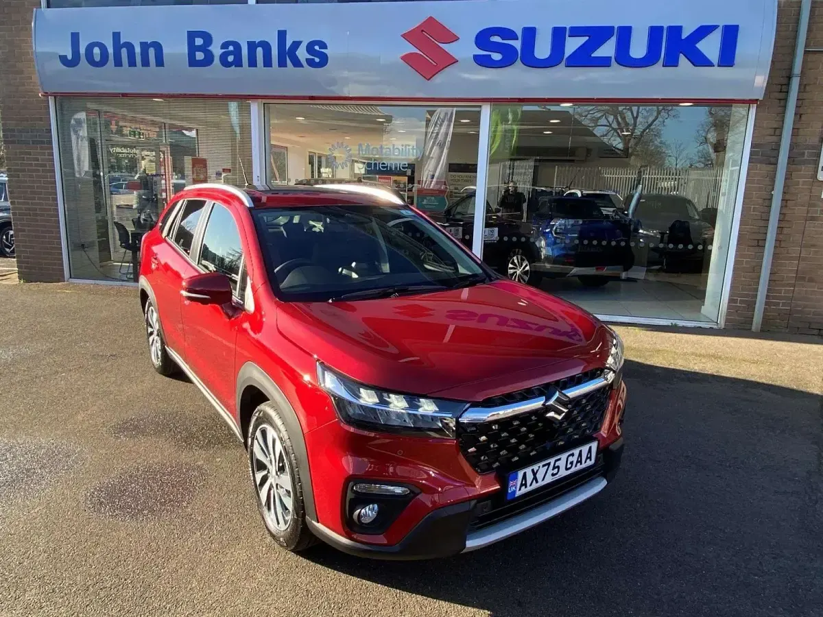 Neu Suzuki SX4 S-Cross 109 PS (80 kW) 2026 Rot SUV
