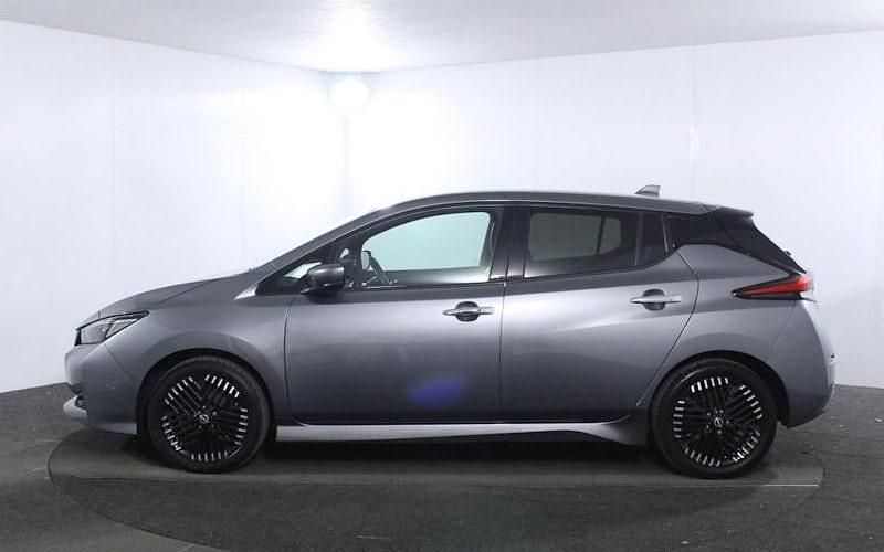 Used Nissan Leaf N-Connecta 110 kW (150 HP) 2025 Hatchback