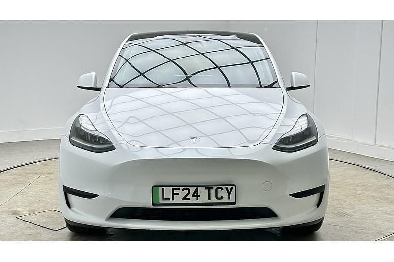 Used Tesla Model Y RWD 219 kW (299 HP) 2024 Pearl white SUV