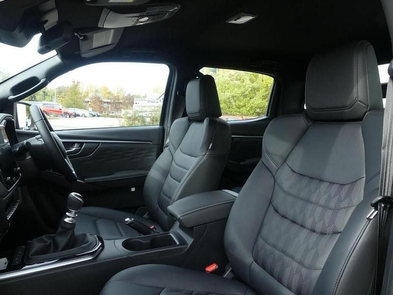 Black New 2025 Isuzu D-Max Pickup | £35,500 (A bit pricey) - Image 1/4