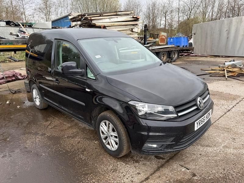 Used VW Caddy Highline 102 HP (75 kW) 2016 Black MPV