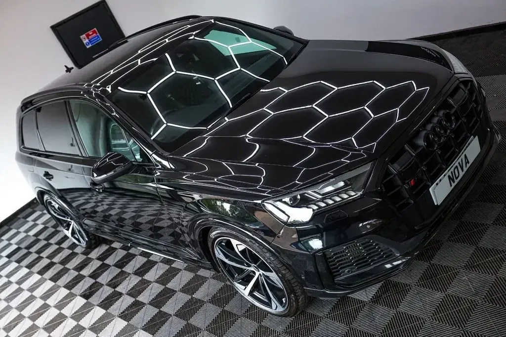 Usado Audi SQ7 Black Edition 507 CV (372 kW) 2022 Negro SUV