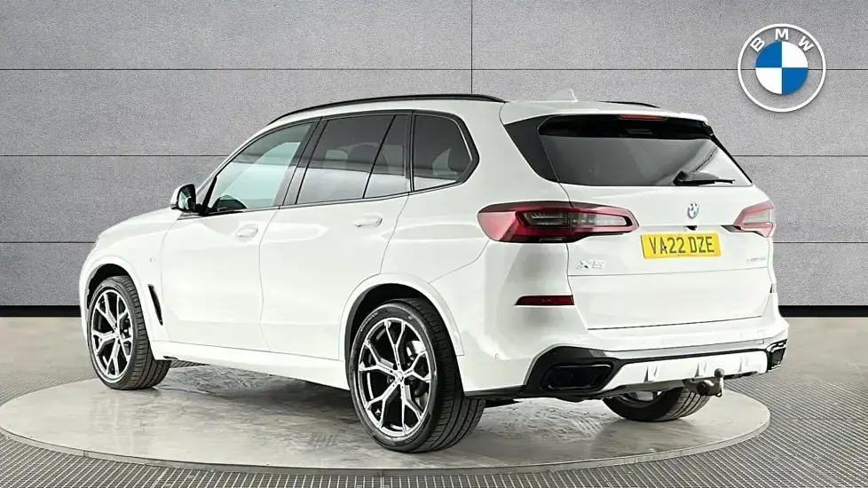 Used BMW X5 M Sport 282 HP (207 kW) 2022 White SUV