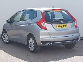 Begagnad Honda Jazz SE 102 HK (75 kW) 2017 Silver Halvkombi