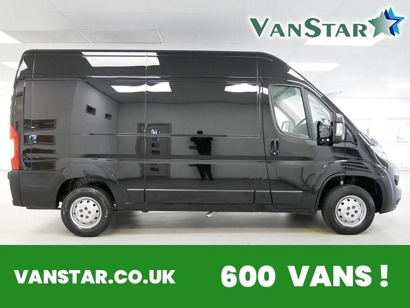 Black Used 2022 Citroën Relay Van | £19,989 (A bit pricey) - Image 1/4