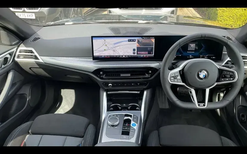 New BMW i4 M Sport 250 kW (340 HP) 2026 Black sapphire metallic paint Sedan