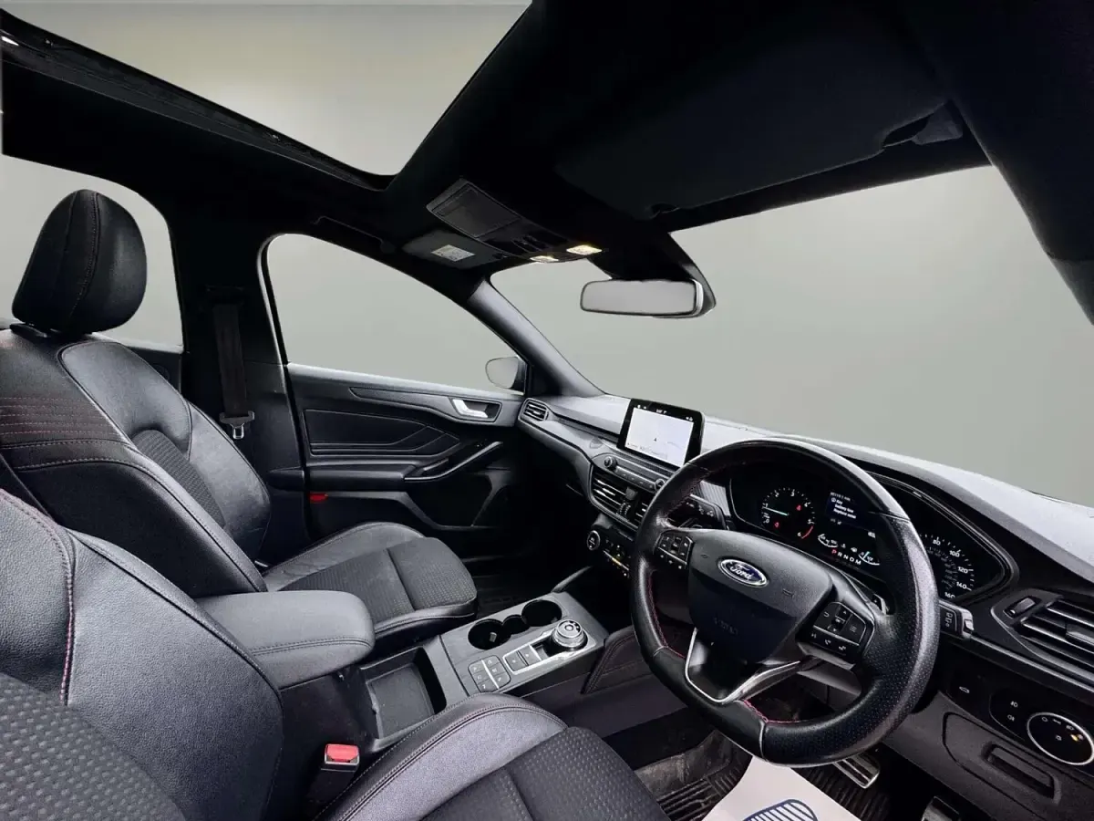 Used Ford Focus ST-Line X 2019 Blue Estate