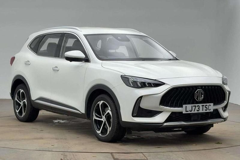 White Used 2023 MG HS SE SUV | £16,495 (Good price) - Image 1/1