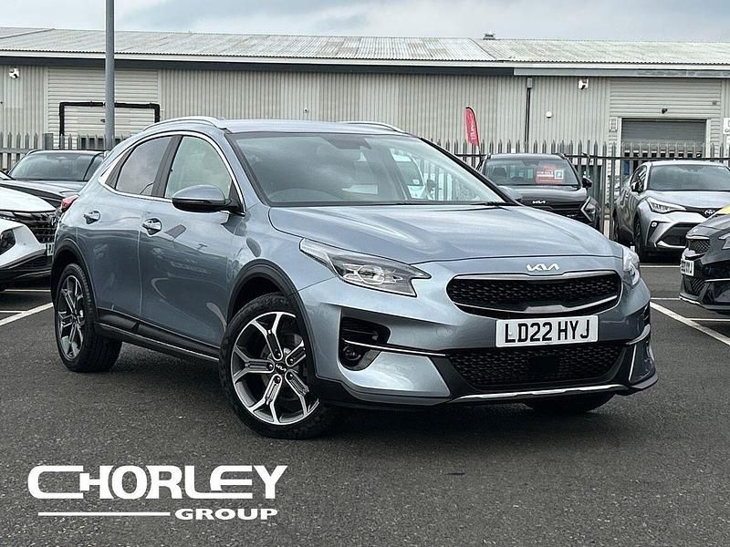 Silver Used 2022 Kia XCeed 3 SUV | £16,541 (Fair price) - Image 1/4