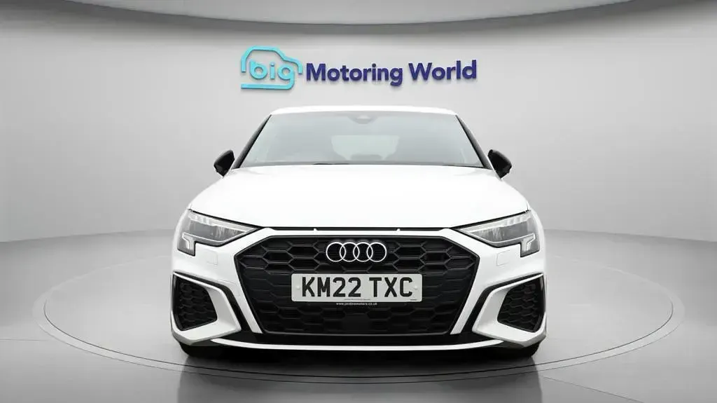 Used Audi A3 Sportback Competition 204 HP (150 kW) 2022 White Hatchback