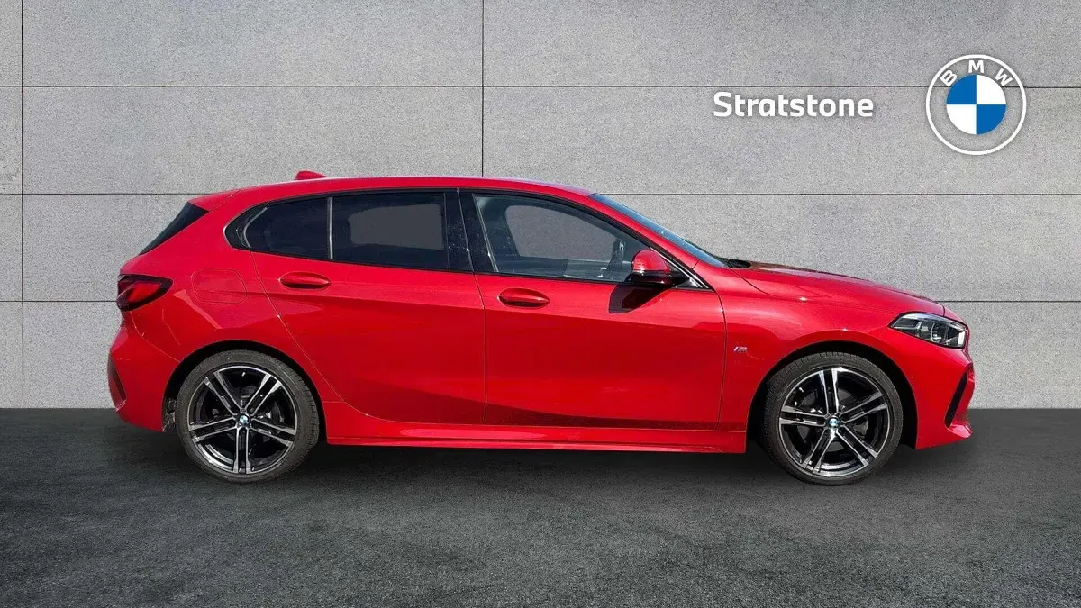 Used BMW 118 M Sport 134 HP (98 kW) 2024 Red Hatchback