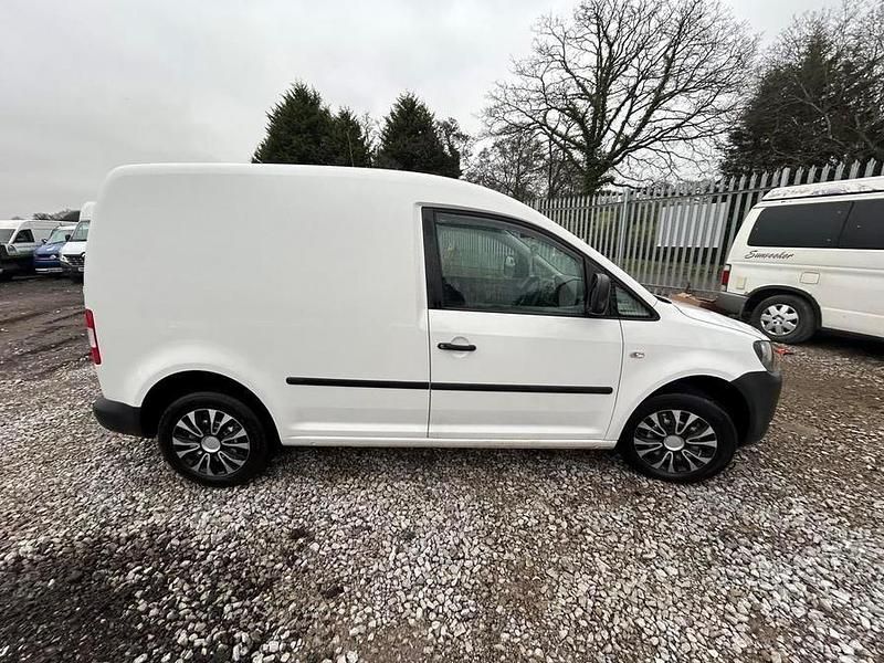 Used VW Caddy Startline 102 HP (75 kW) 2014 White MPV