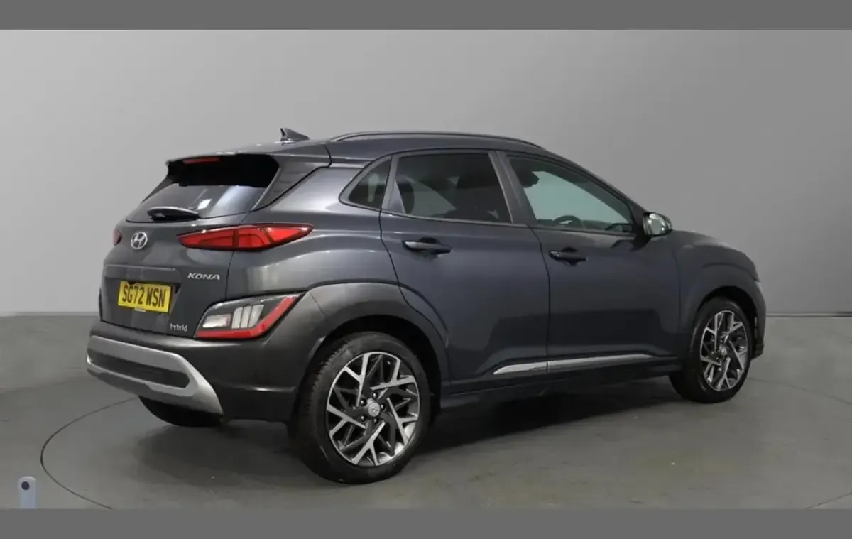 Used Hyundai Kona Premium 141 HP (103 kW) 2022 Grey SUV