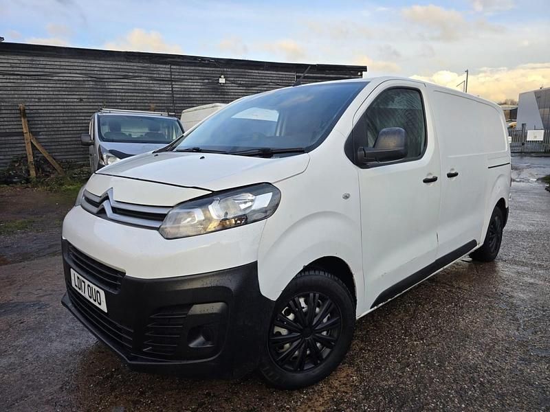 Used Citroën Dispatch 2017 White MPV