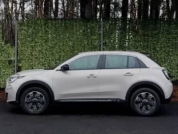 Used Fiat 600 136 HP (100 kW) 2025 Beige SUV