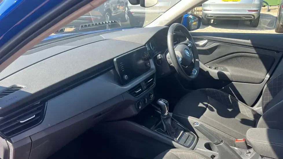 Used Skoda Kamiq SE 115 HP (84 kW) 2024 Blue SUV