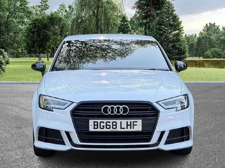 Used Audi A3 Sportback Black Edition 116 HP (85 kW) 2018 White Hatchback