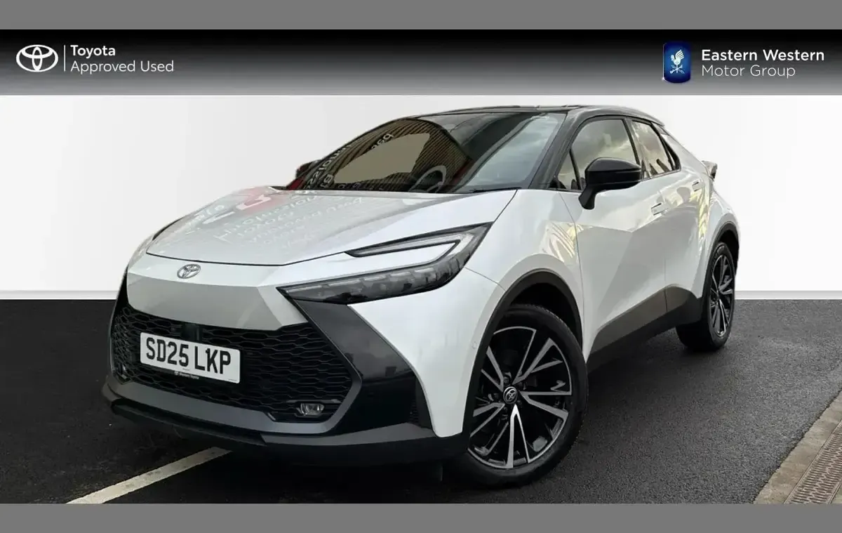 Used Toyota C-HR 220 HP (161 kW) 2025 White SUV