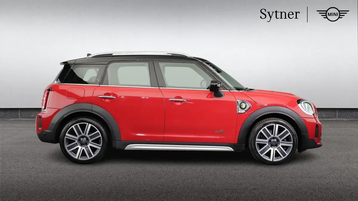 Used Mini Cooper S Countryman Exclusive 220 HP (161 kW) 2022 Red SUV