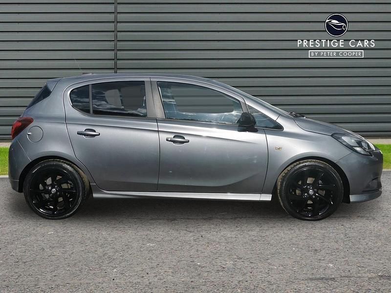 Used Vauxhall Corsa SRi 90 HP (66 kW) 2018 Grey Hatchback