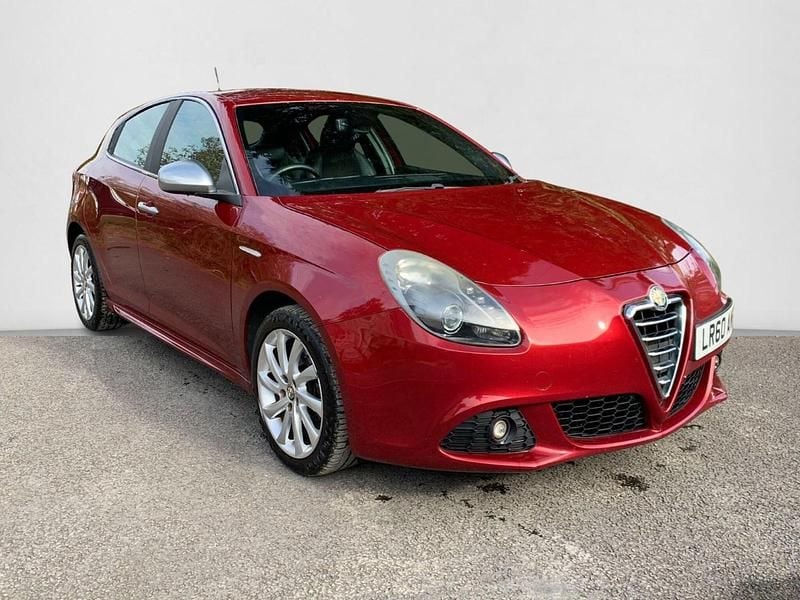 Red Used 2010 Alfa Romeo Giulietta Veloce Hatchback | £3,995 (A bit pricey) - Image 1/4