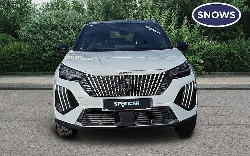 Used Peugeot 2008 GT 131 HP (96 kW) 2024 Okenite white SUV