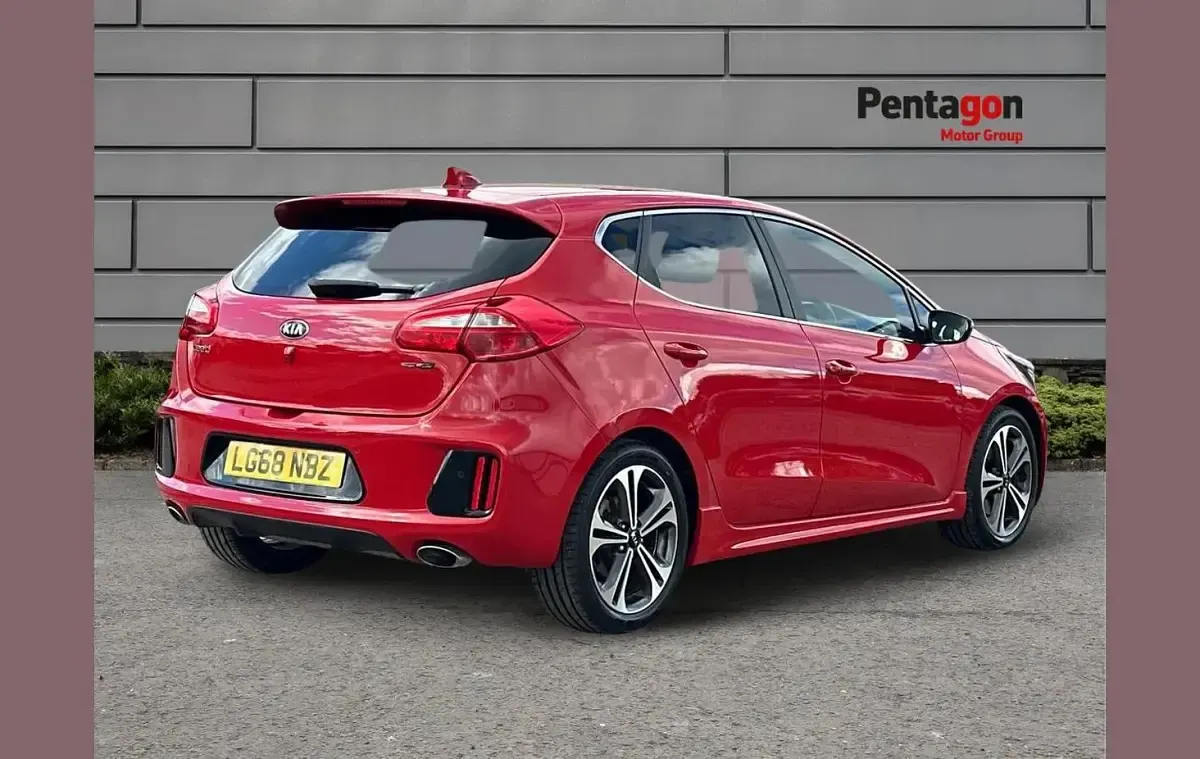 Used Kia Ceed GT-Line 136 HP (100 kW) 2018 Red Hatchback