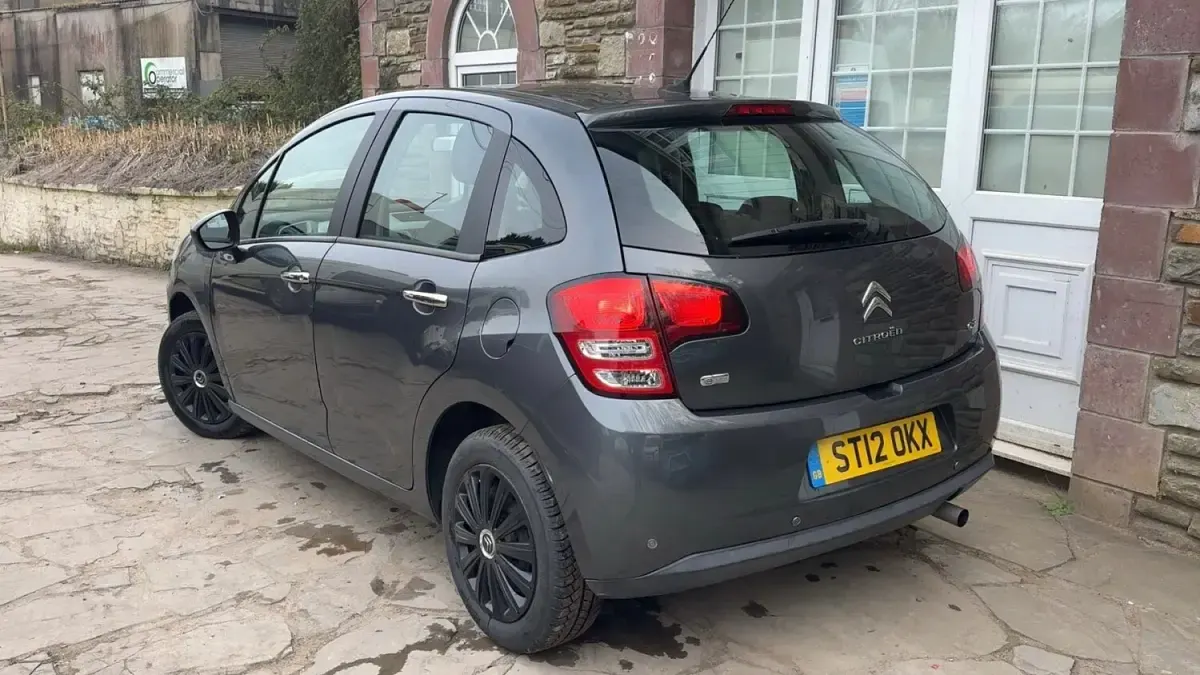 Used Citroën C3 VTR Sport 70 HP (51 kW) 2012 Grey Hatchback