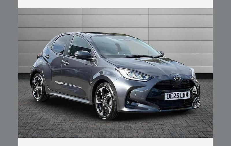 Grey Used 2025 Toyota Yaris Hybrid Hatchback | £26,295 - Image 1/4