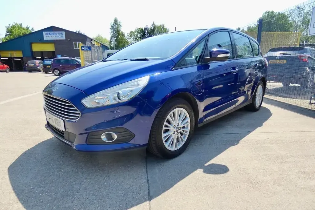Used Ford S-MAX Zetec 150 HP (110 kW) 2016 Blue MPV